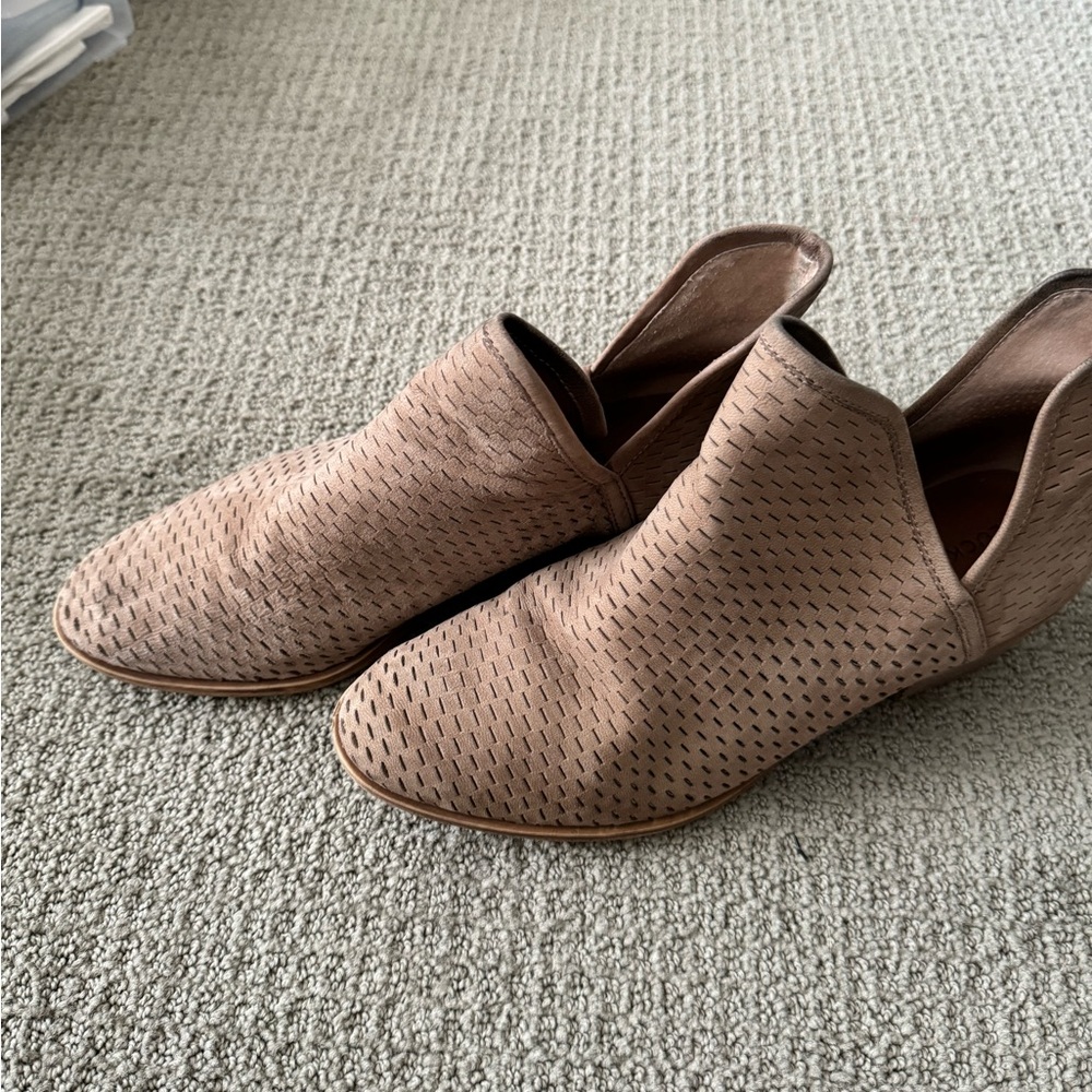 Lucky Brand Bashina Suede Booties Size 8.5 - Picture 2 of 6